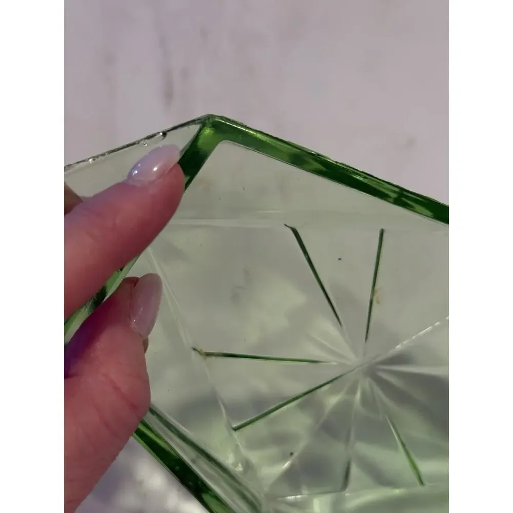 Vintage Art Deco Uranium Glass Divided Relish Dish - "Pyramid" Read - Picture 3 of 8